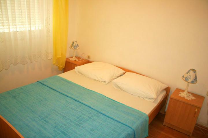 Apartments Mirjana - Stara Novalja Exterior photo